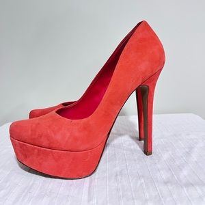 Jessica Simpson coral suede platform pumps